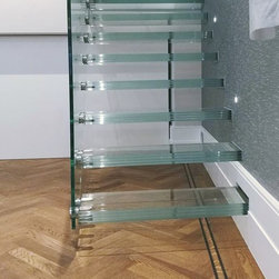 Floating glass staircase - Products