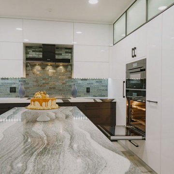 White Lightning, Weston Florida