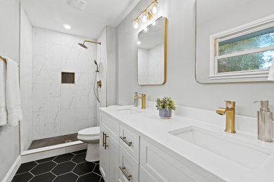 ワシントンD.C.にあるおしゃれな浴室の写真