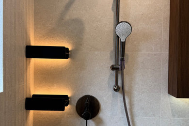 Example of a bathroom design in San Francisco