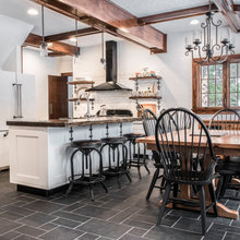 Mom Kitchen