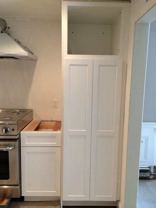 Kitchen Hardware Placement On Pantry, Where To Place Door Handles On Kitchen Cabinets