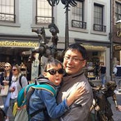 Raymond Hou's photo