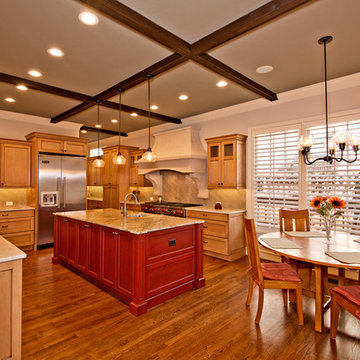 Warm Dallas Kitchen