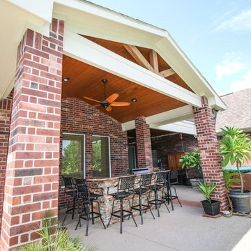 Covered Patio with Kitchen: Cypress, TX