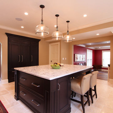 Maximizing Storage in Island with Seating for Six