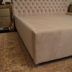 DIANA CUSTOM KING BED WITH SETTEE - Products