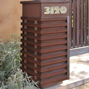Customer Steel Mailbox with Illuminated Glass Address