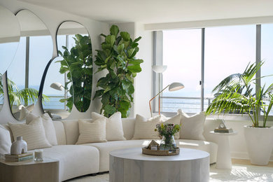 Inspiration for a modern living room remodel in Los Angeles