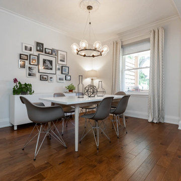 Beautifully renovated row with an incredible backyard retreat!