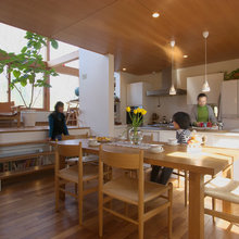 Maison —>