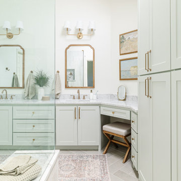 Love It Or Leave It | Transitional Primary Bathroom