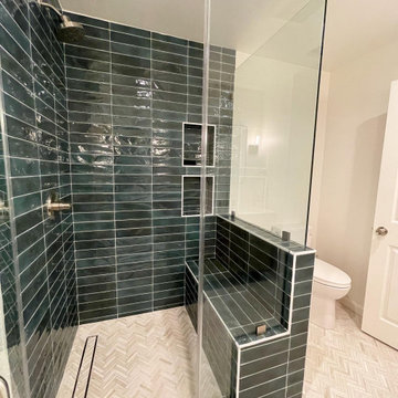 Vibrant Elegance: A Modern Bathroom Transformation