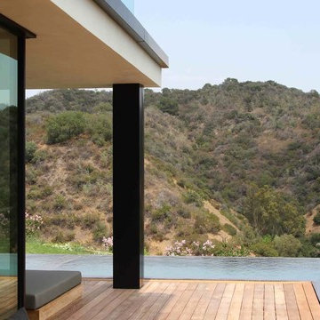 Hollywood Hills 2