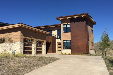 Inspiration for an exterior home remodel in Dallas