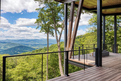 Balcony - modern balcony idea in Charlotte