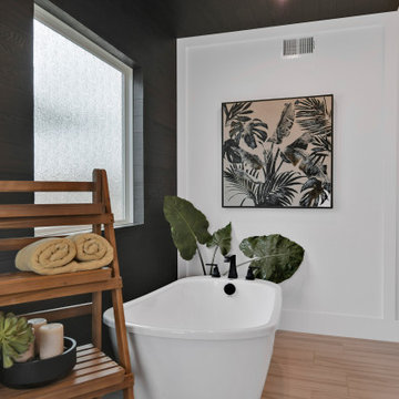 Laurel Expanded Modern Farmhouse - Century Farms Model
