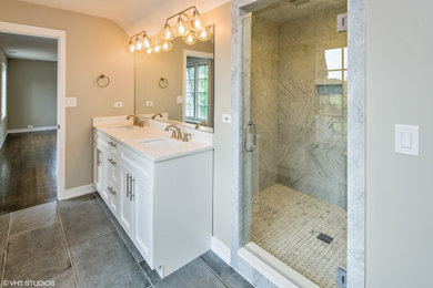 Example of a bathroom design in Chicago