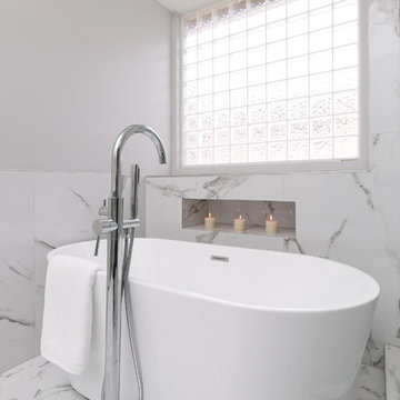 Beautiful Contemporary Master Bath