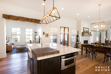 Inspiration for a transitional kitchen remodel in New Orleans