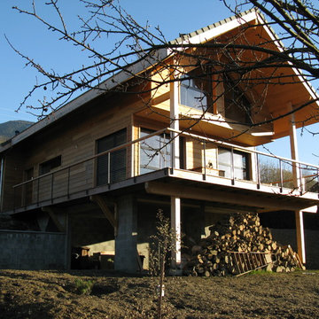 Pignon Ouest avec sa vue imprenable sur la vallée.