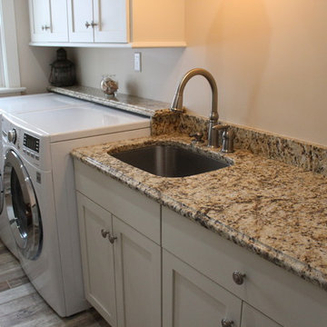Laundry/ Fireplace/ Bar