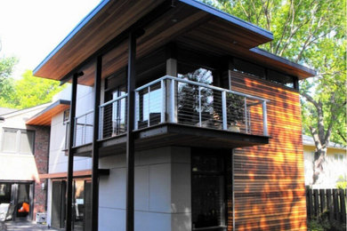 RUSSEL ROAD CONTEMPORARY