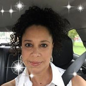 Mia Merrell's photo