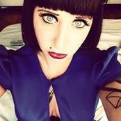 Sarah Phoenix's photo
