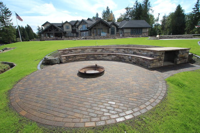 Example of a large classic home design design in Seattle