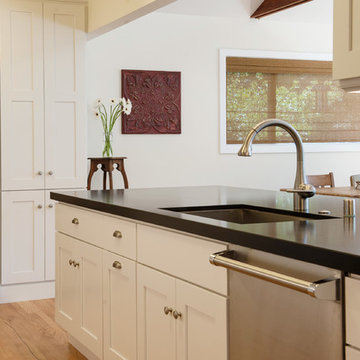 M and D Kitchen