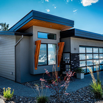 Silver Pine, Vernon