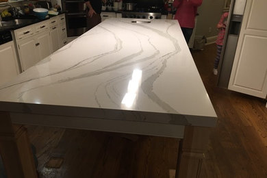 Laminate Quartz Island