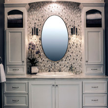 Nice storage for the guest bath