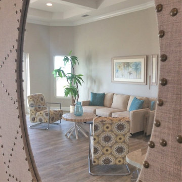 HOME STAGING  "BEACH PALETTE"