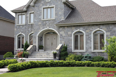Inspiration for an entryway remodel in Montreal