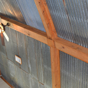The Gold Barn on Lake Palestine