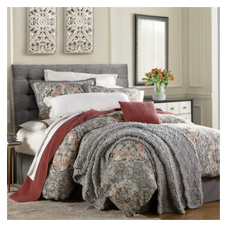 https://st.hzcdn.com/fimgs/b4e18693054a909f_3573-w320-h320-b1-p10--rustic-comforters-and-comforter-sets.jpg