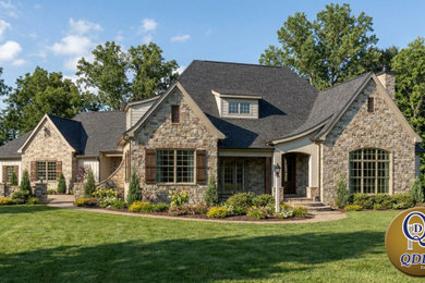 Exterior home idea in Other