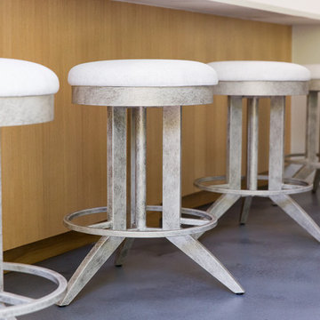 A Space Guided by Color Therapy Bar