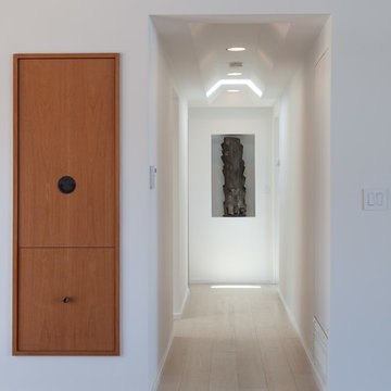 Curated - Stonehill Mid-Century Renovation