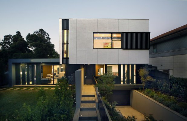 Modern Exterior by Vibe Design Group
