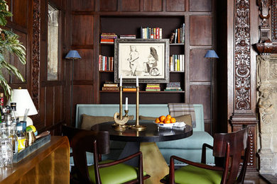 Example of a classic living room design in New York