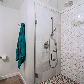 1970’s Master Bathroom Remodel