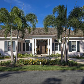 Island Style Courtyard