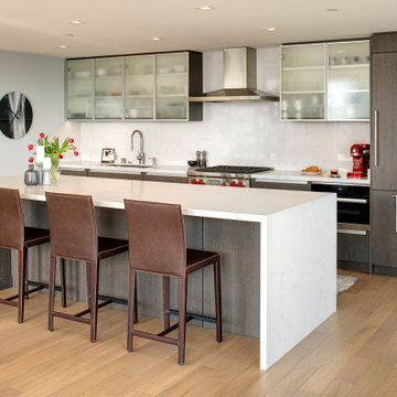 Downtown Kitchen, Savina Building