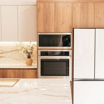 Transforming Miami Kitchens: Bespoke Renovation Mastery by D’Cassa