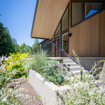 Gable Parkway 70's Home Renovation