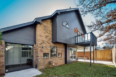 Inspiration for an exterior home remodel in Dallas