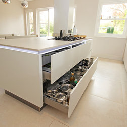 Kitchen pan drawers - Kitchen Cabinetry